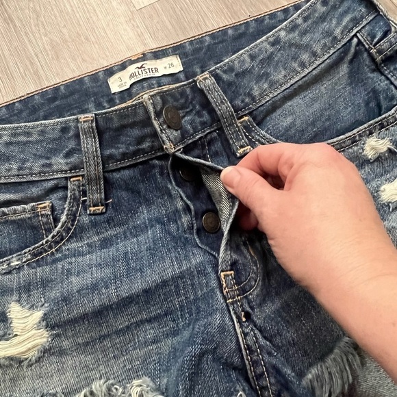 Hollister Jean Shorts sz 3/26 distressed low rise denim - Picture 3 of 9